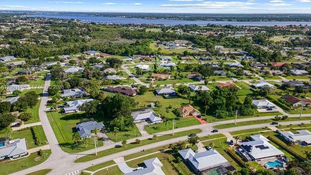 3 of 46 - 1786 Se Westmoreland Boulevard, Port St. Lucie, FL