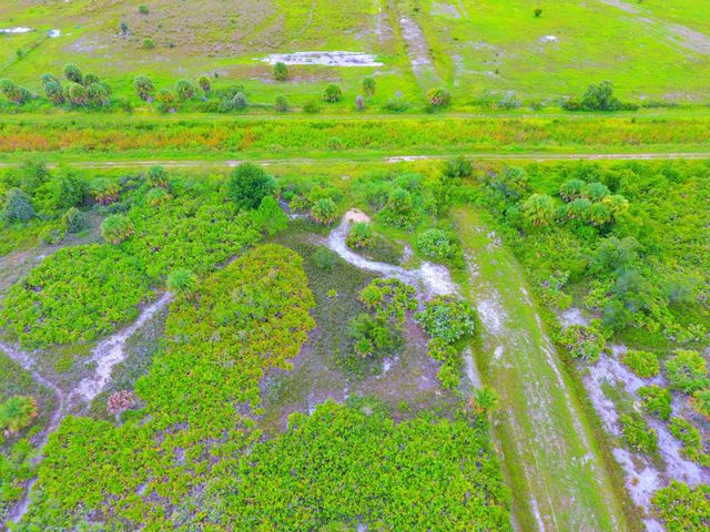 4 of 6 - 21594 Nw 282nd Street, Okeechobee, FL