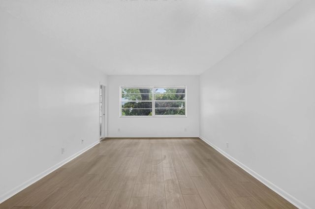 2 of 16 - 5061 W Oakland Park Boulevard #113, Lauderdale Lakes, FL