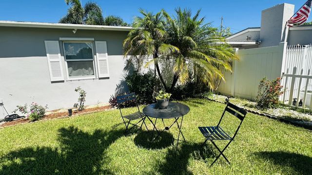 4 of 35 - 6710 Forest Court, West Palm Beach, FL