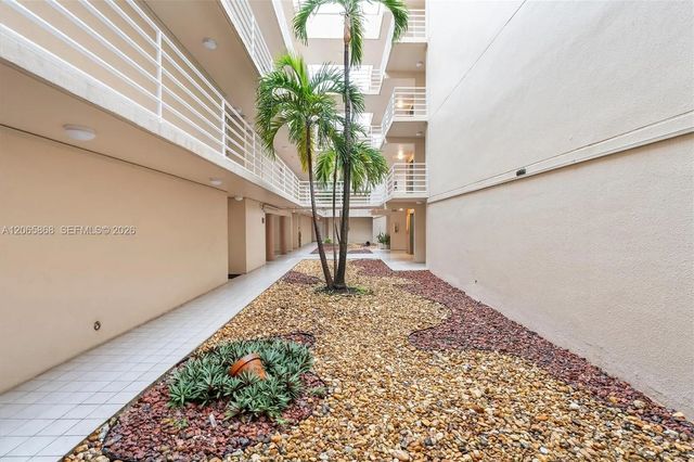4 of 36 - 8050 Nw 8th Street #1110, Miami, FL