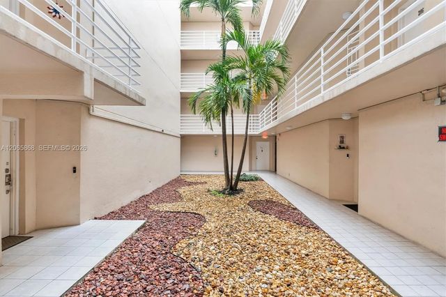 5 of 36 - 8050 Nw 8th Street #1110, Miami, FL