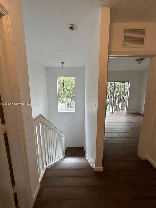 3 of 9 - 948 Sw 6th Court #948, Florida City, FL