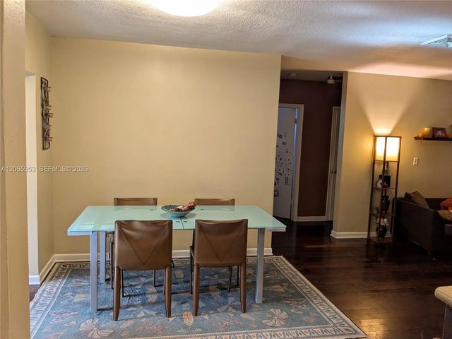 4 of 20 - 1905 N 47th Avenue, Hollywood, FL