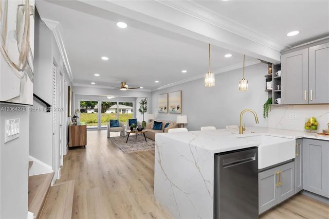 2 of 56 - 13620 Via Flora #c, Delray Beach, FL