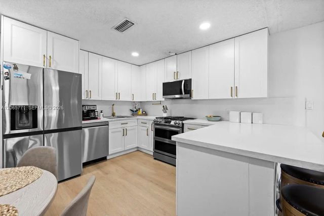 2 of 12 - 8921 Nw 26th Place, Sunrise, FL