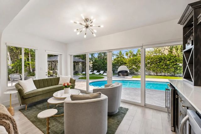 3 of 36 - 2205 Ne 30th Street, Lighthouse Point, FL