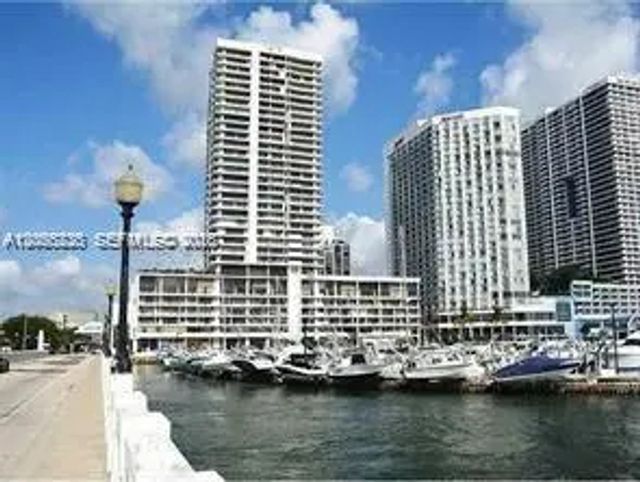 2 of 4 - 555 Ne 15th Street #30g, Miami, FL