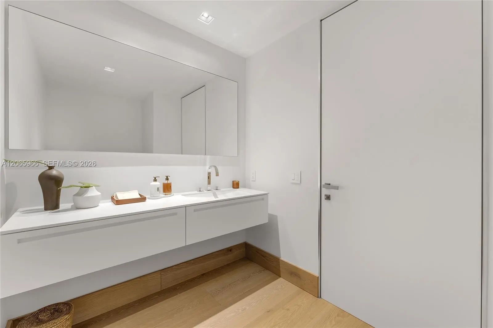7061 Fisher Island Drive #7061, Miami Beach, FL, 33109