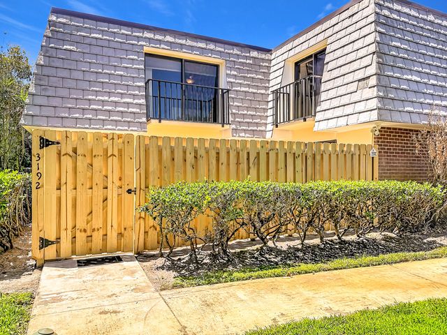 4 of 49 - 3192 Se Brook Street, Stuart, FL