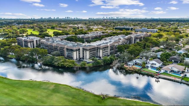 2 of 52 - 2800 N 46th Avenue #a404, Hollywood, FL