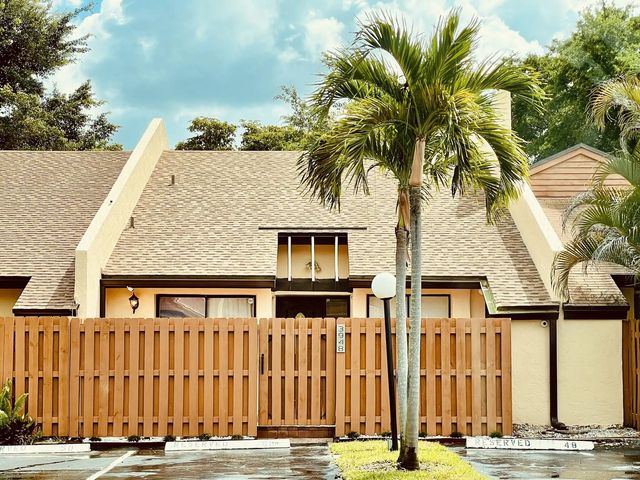 3948 Nw 77th Avenue #3948, Davie