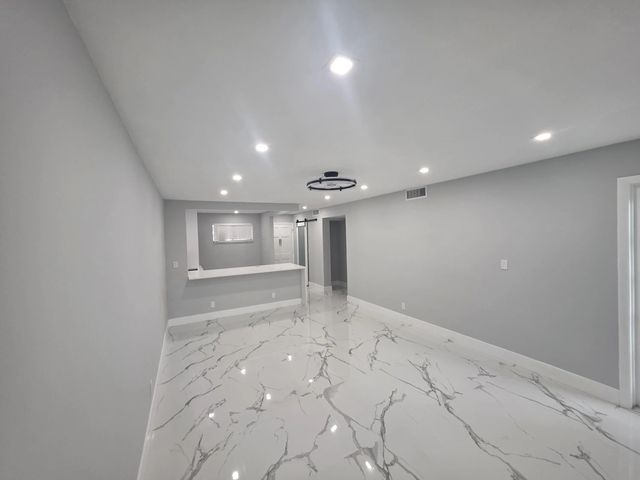 2682 S Garden Drive S #107, Lake Worth