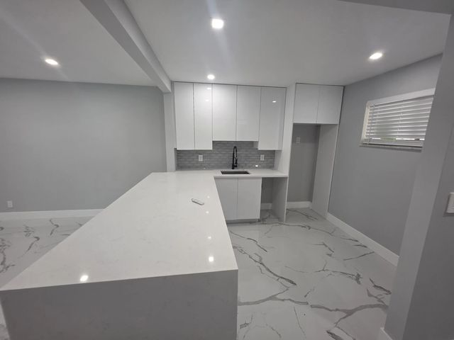 2 of 25 - 2682 S Garden Drive S #107, Lake Worth, FL