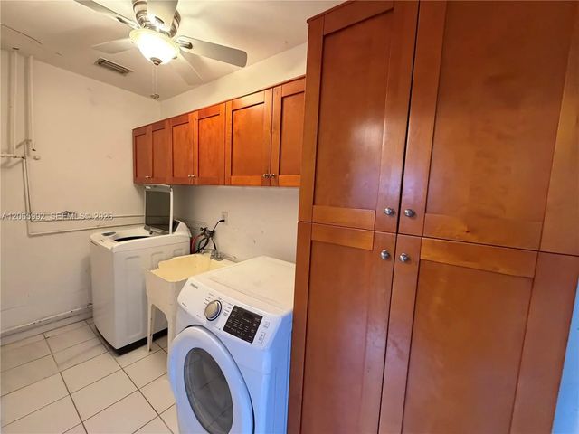 5 of 17 - 485 S Shore Drive, Miami Beach, FL