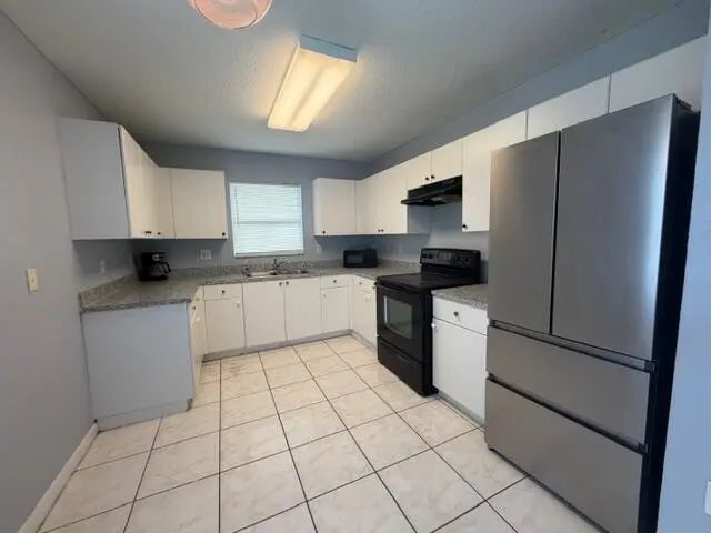 4 of 14 - 3282 Nw 75th Way, Hollywood, FL