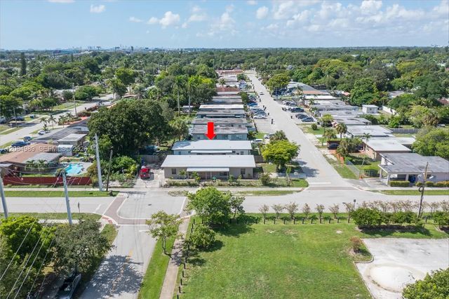 4 of 53 - 1004 Sw 24th Avenue, Fort Lauderdale, FL