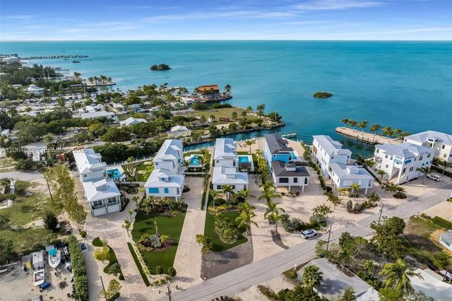 735 50 Street #gulf, Marathon, Key West