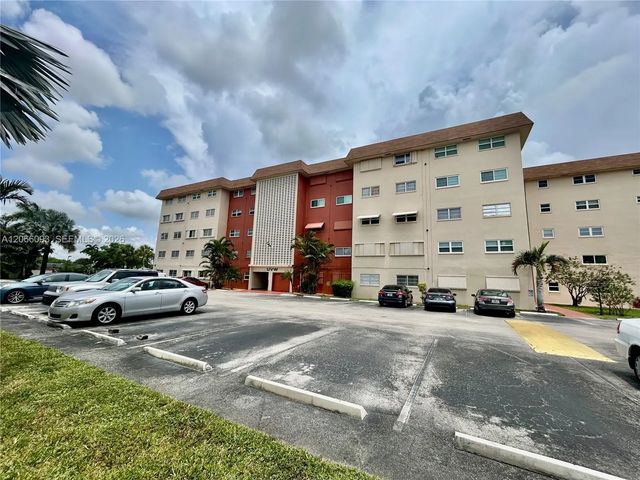2 of 15 - 5300 Washington Street #u503, Hollywood, FL