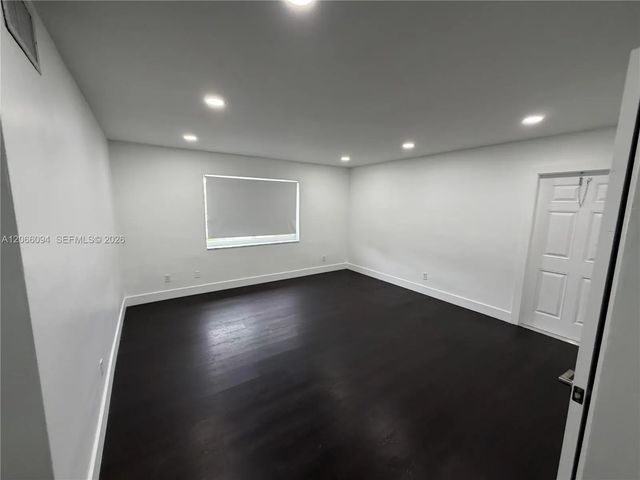 3 of 11 - 4850 Sw 26th Avenue #1-6, Dania Beach, FL