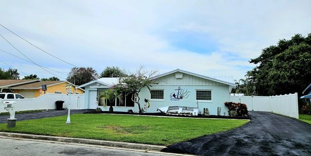 807 Grandview Boulevard, Fort Pierce