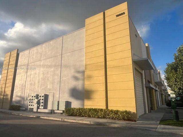 3 of 12 - 10893 Nw 17th Street #130, Sweetwater, FL