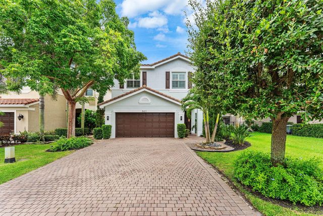 8421 Calabria Lakes Drive, Boynton Beach
