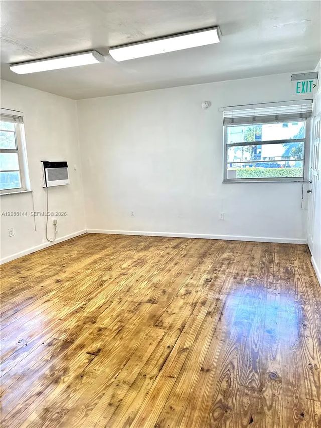 2 of 12 - 720 6th Street, Miami Beach, FL
