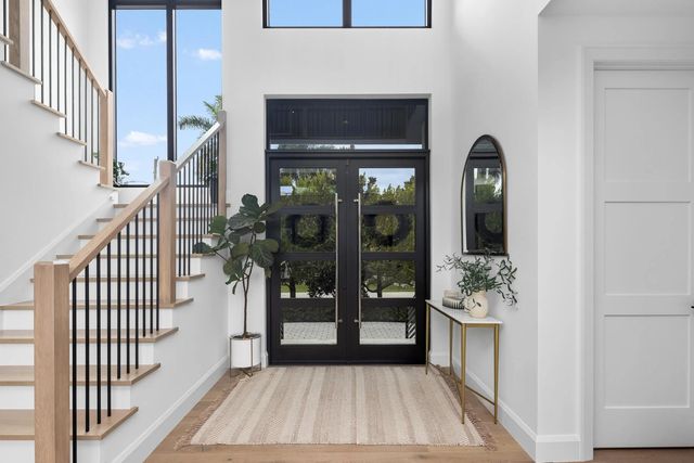 4 of 46 - 2400 Ne 27th Avenue, Fort Lauderdale, FL