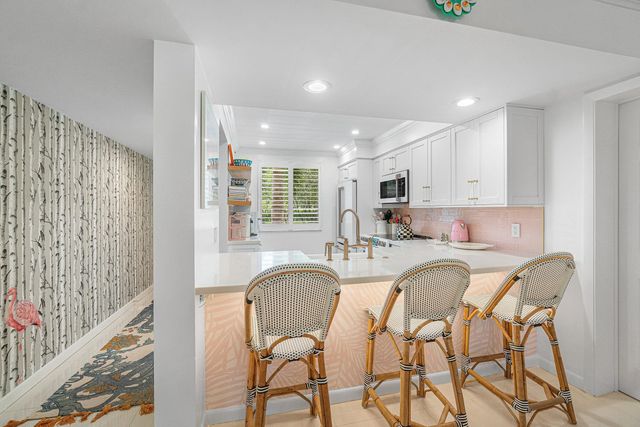 4 of 33 - 6169 Balboa Circle #202, Boca Raton, FL