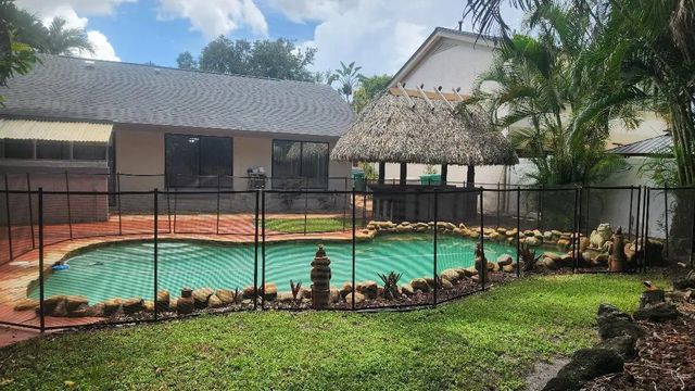 5 of 9 - 8421 Sw 39th Court, Davie, FL