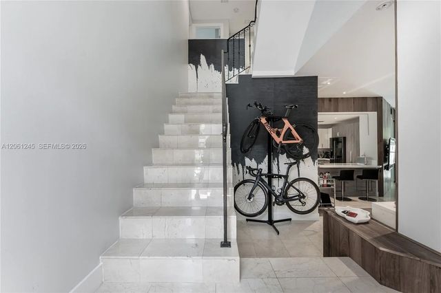 4 of 31 - 18460 Ne 30th Avenue #18460, Aventura, FL