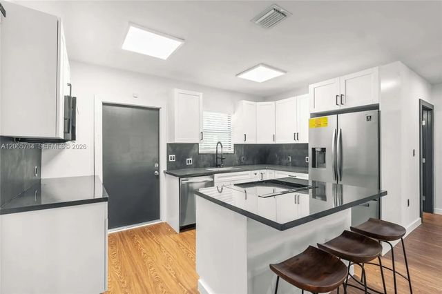 2 of 26 - 1121 Nw 57th Street, Miami, FL