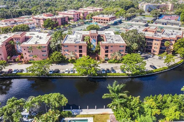620 Tennis Club Drive #103, Fort Lauderdale