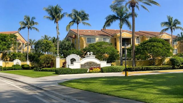 2440 E Preserve Way #303, Miramar