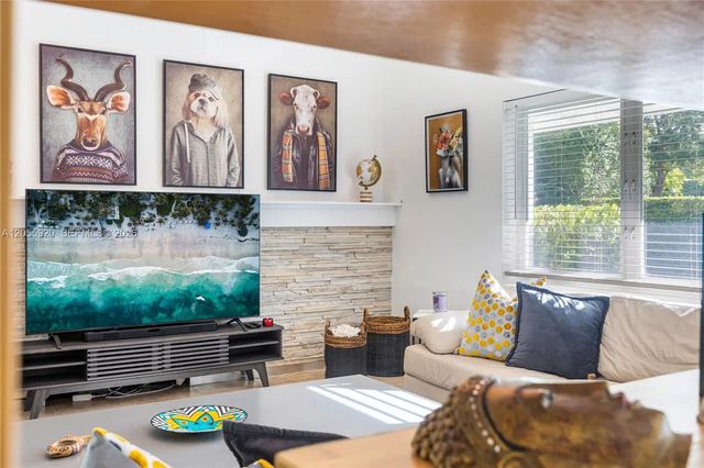 2 of 44 - 11403 Ne 8th Avenue, Biscayne Park, FL