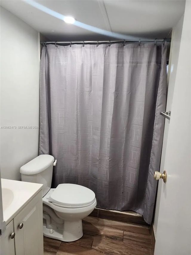 5 of 12 - 5351 Sw 35th Street, Davie, FL