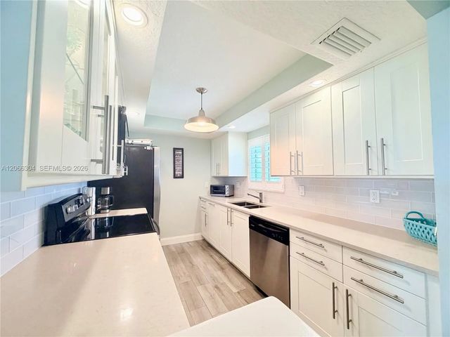 100 Silver Beach Avenue #720, Daytona Beach