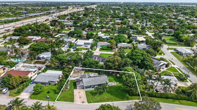 2 of 33 - 415 Sw 7th Court, Boynton Beach, FL