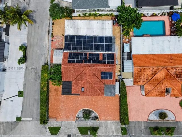 5 of 40 - 7961 W 6th Avenue, Hialeah, FL