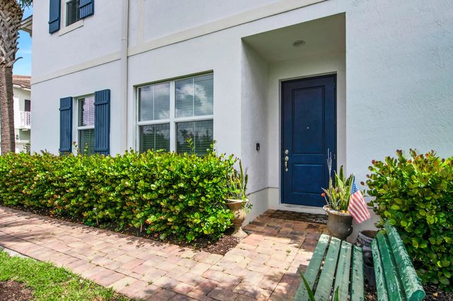 3 of 45 - 50 Palm Lane, Royal Palm Beach, FL