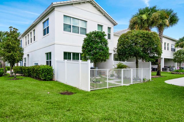 4 of 45 - 50 Palm Lane, Royal Palm Beach, FL