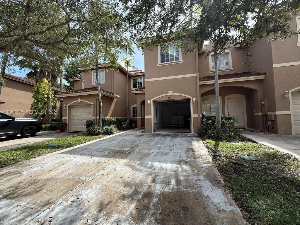 8564 Sw 214th Way, Cutler Bay