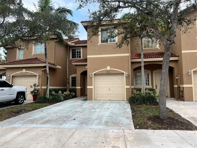 2 of 31 - 8564 Sw 214th Way, Cutler Bay, FL