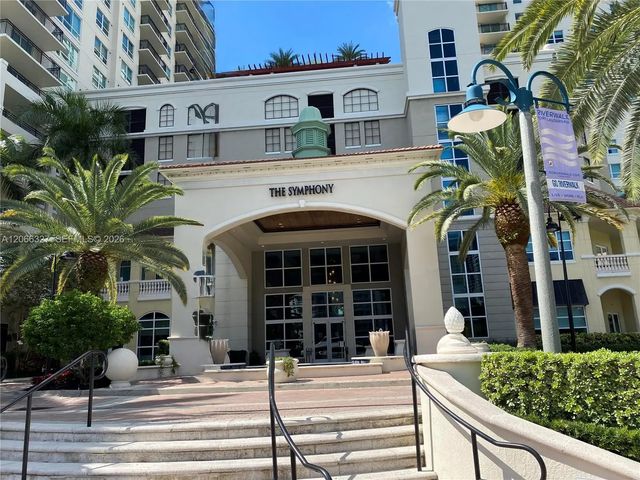 2 of 56 - 610 W Las Olas Boulevard #913n, Fort Lauderdale, FL