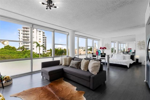 2 of 17 - 900 Bay Drive #303, Miami Beach, FL