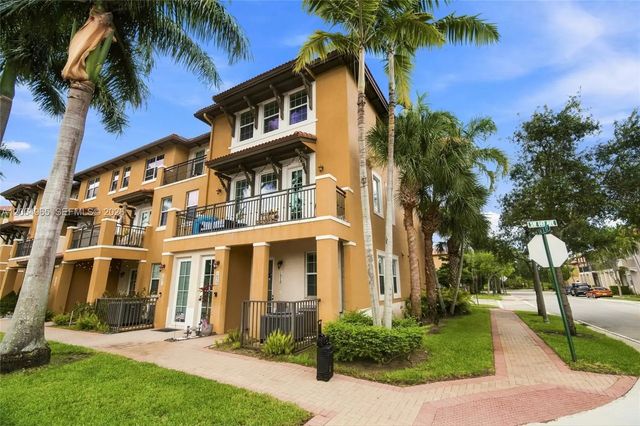 3 of 42 - 1075 Sw 147 Avenue #5601, Pembroke Pines, FL