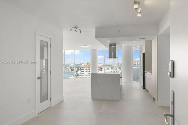 6301 Collins Avenue #2307, Miami Beach
