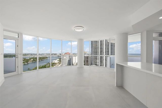 3 of 34 - 6301 Collins Avenue #2307, Miami Beach, FL