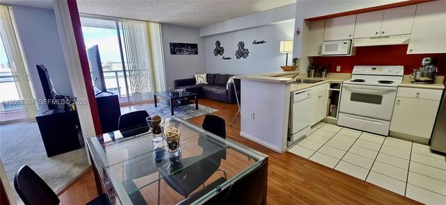 5 of 21 - 5085 Nw 7th Street #1505, Miami, FL
